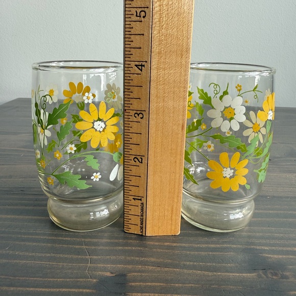 2 x vintage glass juice cup - Picture 2 of 9